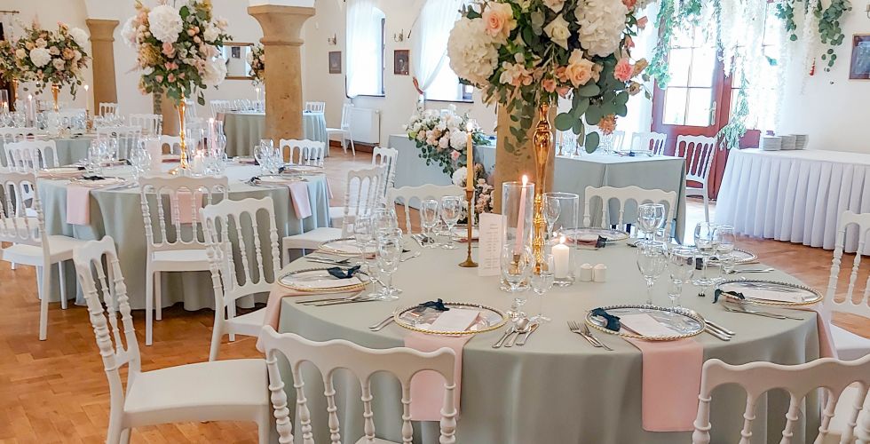 Dwie Sale, Dwa Style – Idealne Wesele w Karkonoszach w Pałacu Wojanów!